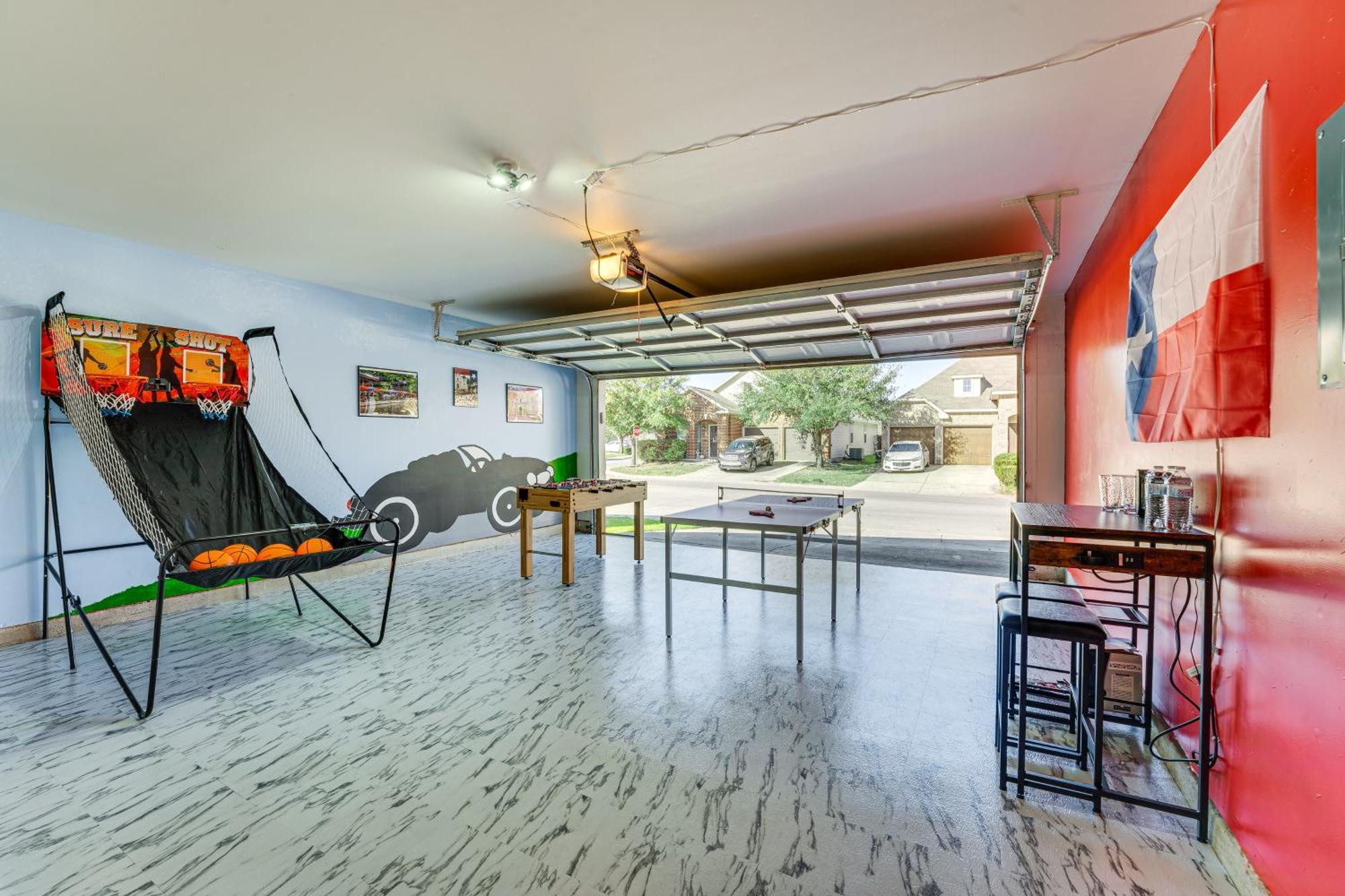 San Antonio Home With Game Room, 9 Mi To Seaworld! Buitenkant foto